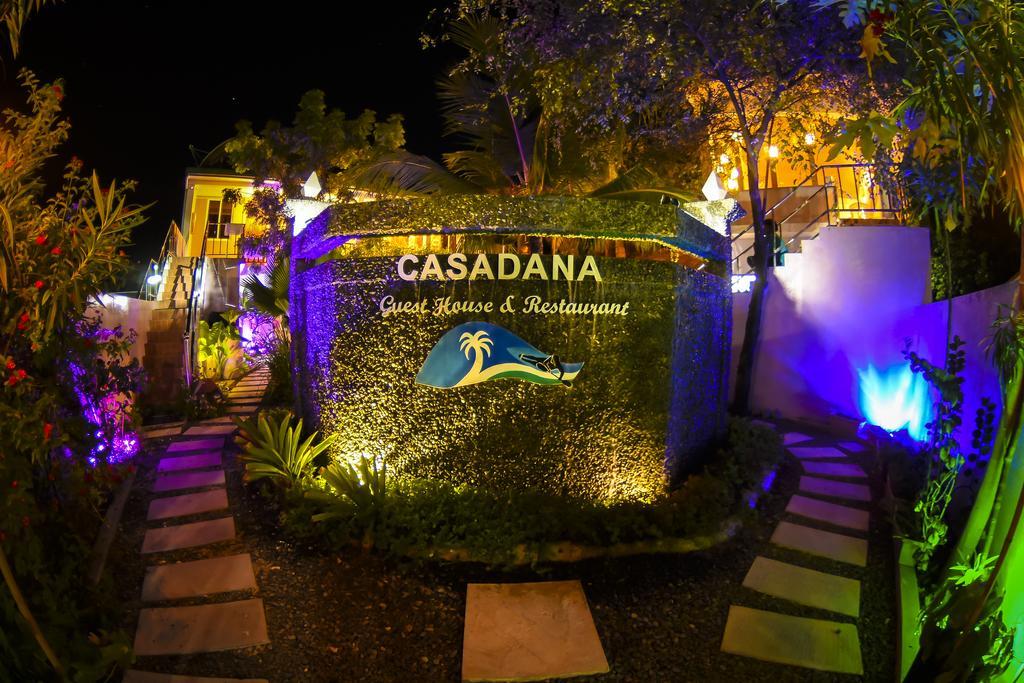 Casadana Hotel Тулусдоо Екстериор снимка