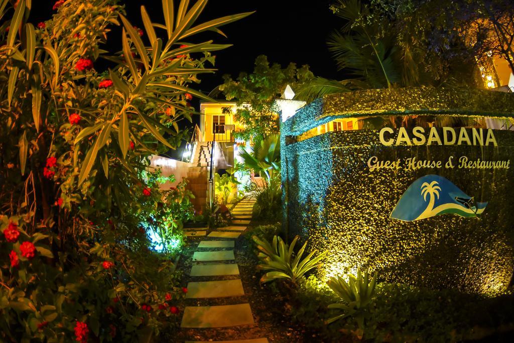 Casadana Hotel Тулусдоо Екстериор снимка